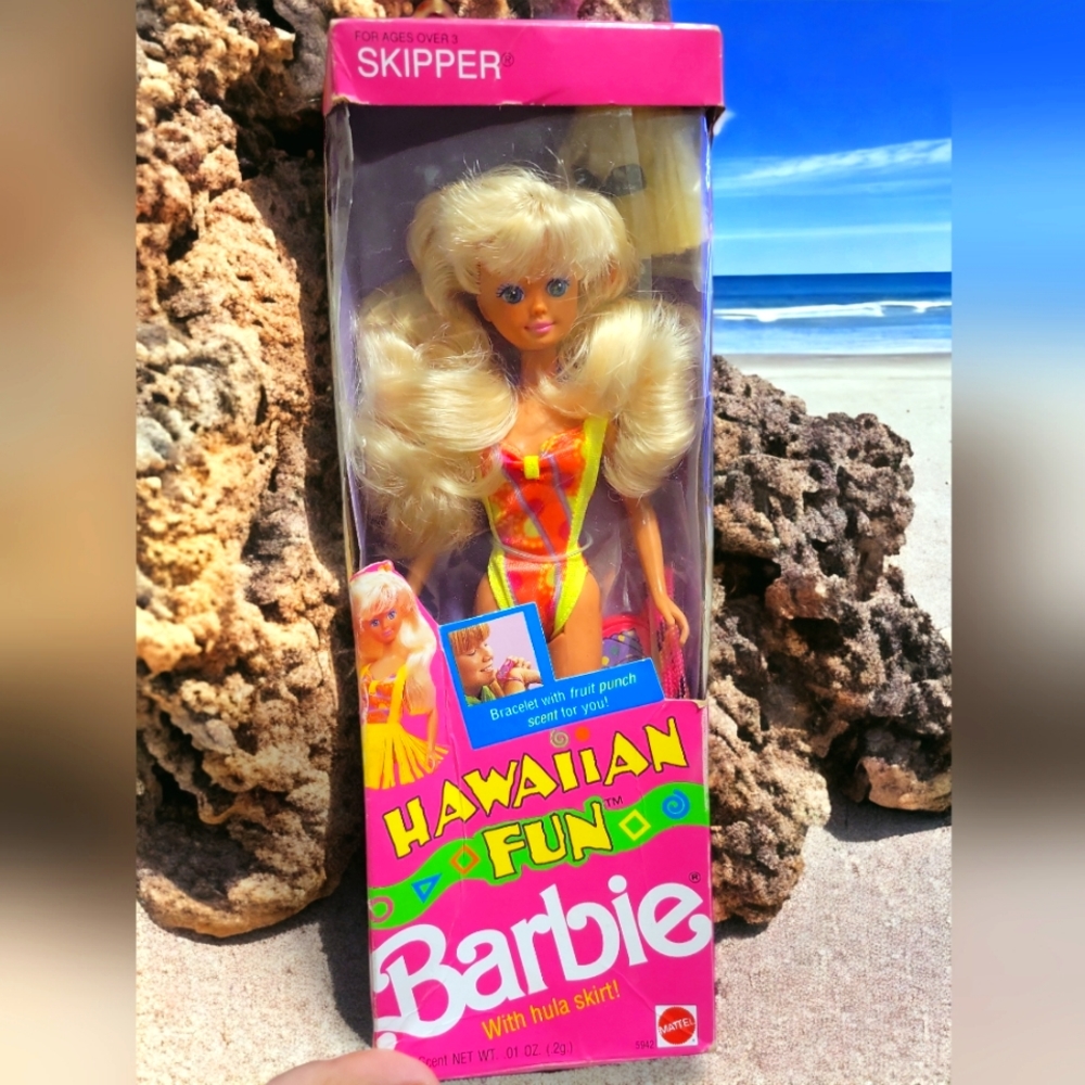 Hawaiian fun Barbie Skipper